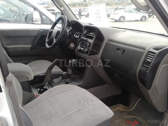 Mitsubishi Pajero 2002, 208,000 km - 3.0 l - Bakı