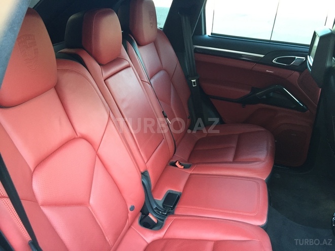 Porsche Cayenne 2013, 28,000 km - 4.8 л - Bakı