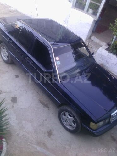 Mercedes 190 1992, 311,000 km - 2.3 л - Bakı