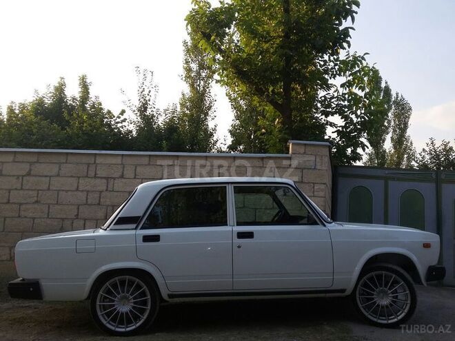 LADA (VAZ) 2107 2009, 250,000 km - 1.6 l - Bakı
