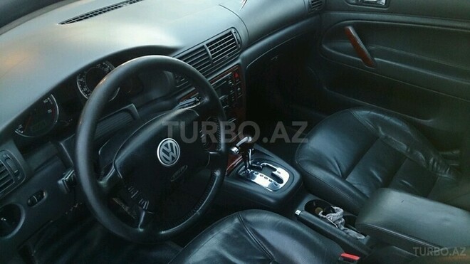Volkswagen Passat 2004, 277,264 km - 1.8 л - Bakı