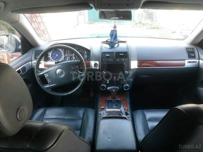 Volkswagen Touareg 2004, 220,000 km - 3.2 л - Bakı