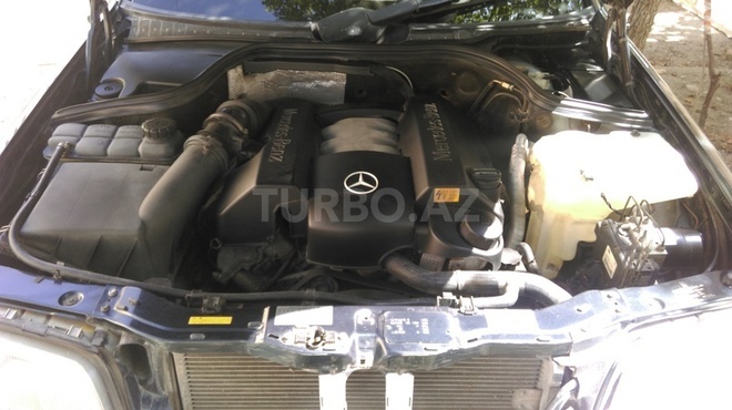 Mercedes C 240 1999, 122,275 km - 2.4 l - Bakı