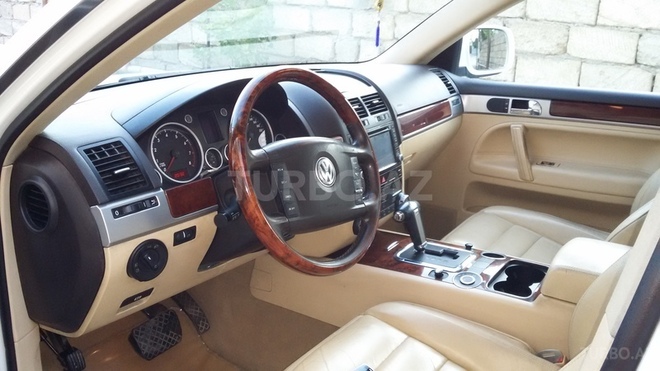 Volkswagen Touareg 2005, 134,000 km - 3.2 l - Bakı