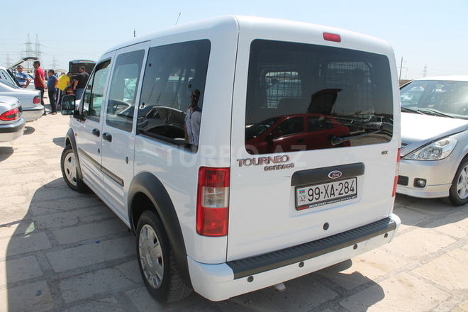 Ford Tourneo Connect 2008, 170,000 km - 1.8 л - Bakı