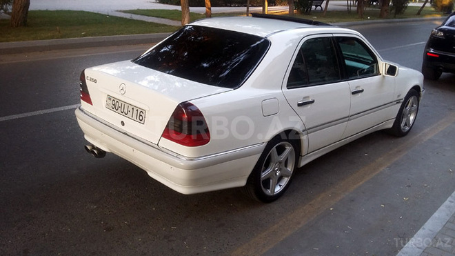 Mercedes C 200 1998, 206,000 km - 2.0 l - Bakı