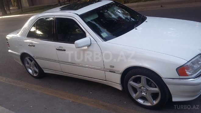 Mercedes C 200 1998, 206,000 km - 2.0 l - Bakı