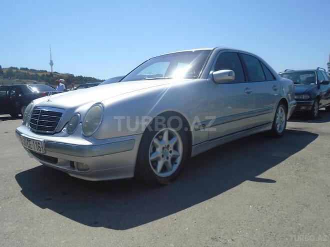 Mercedes E 220 2002, 184,000 km - 2.2 l - Bakı
