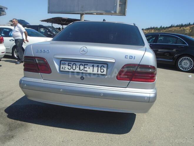 Mercedes E 220 2002, 184,000 km - 2.2 l - Bakı