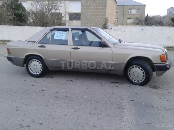 Mercedes 190 1990, 141,673 km - 2.0 l - Bakı