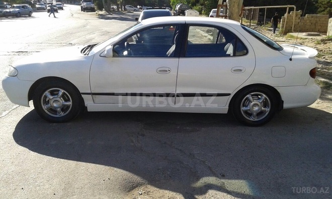 Hyundai Elantra 1997, 226,586 km - 1.8 l - Bakı