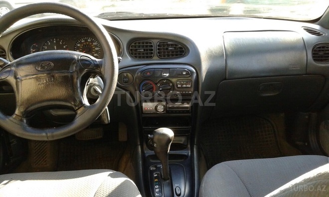 Hyundai Elantra 1997, 226,586 km - 1.8 l - Bakı
