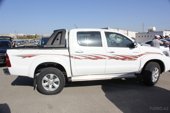 Toyota Hilux 2013, 7,000 km - 2.5 l - Bakı