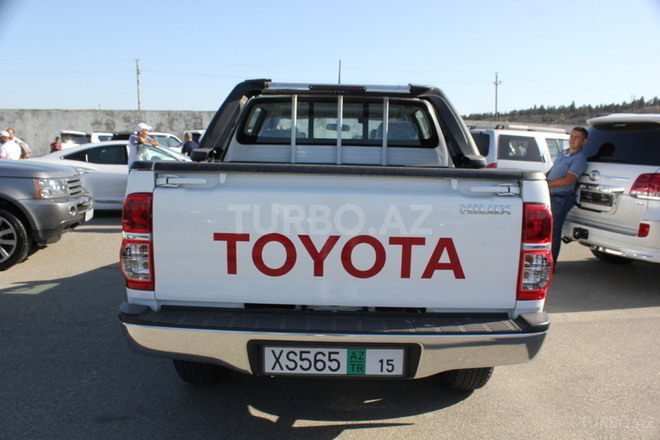 Toyota Hilux 2013, 7,000 km - 2.5 l - Bakı