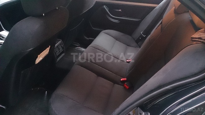 BMW 525 2001, 84,000 km - 2.5 l - Bakı