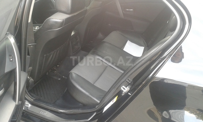 BMW 520 2004, 210,000 km - 2.0 l - Bakı
