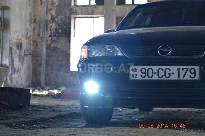 Opel Vectra 1997, 191,000 km - 2.0 l - Bakı