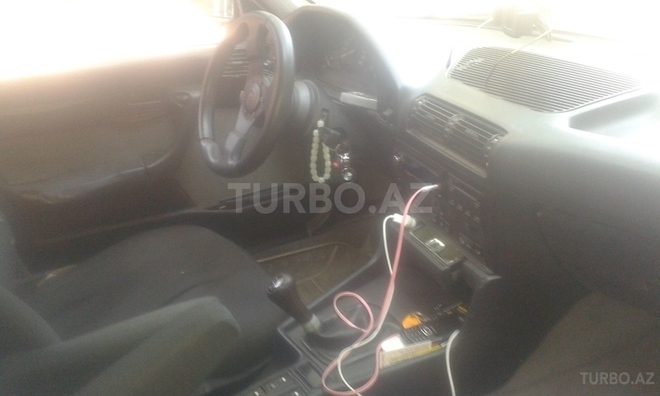 BMW 520 1992, 326,900 km - 2.0 l - Bakı