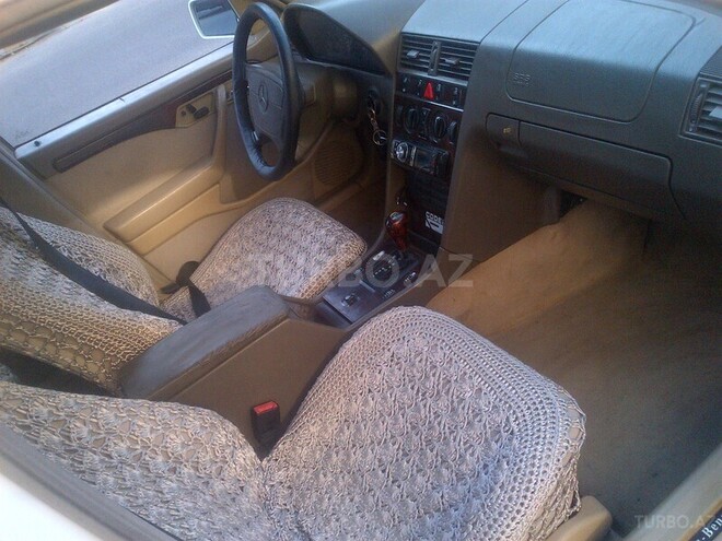 Mercedes C 230 1996, 189,000 km - 2.3 l - Bakı