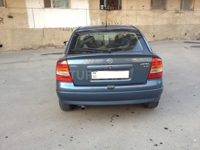Opel Astra 1999, 160,000 km - 1.6 l - Bakı