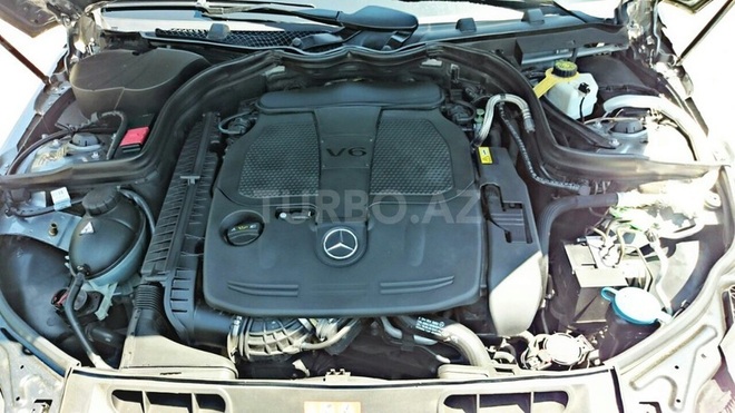 Mercedes C 350 2012, 60,000 km - 3.5 l - Bakı