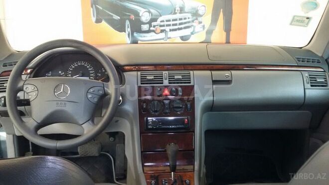 Mercedes E 270 2000, 117,000 km - 2.7 l - Bakı