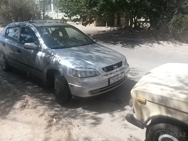 Opel Astra 1998, 300,000 km - 2.0 l - Bakı