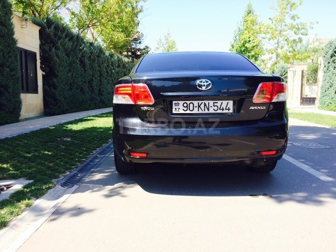 Toyota Avensis 2010, 135,000 km - 2.0 л - Bakı