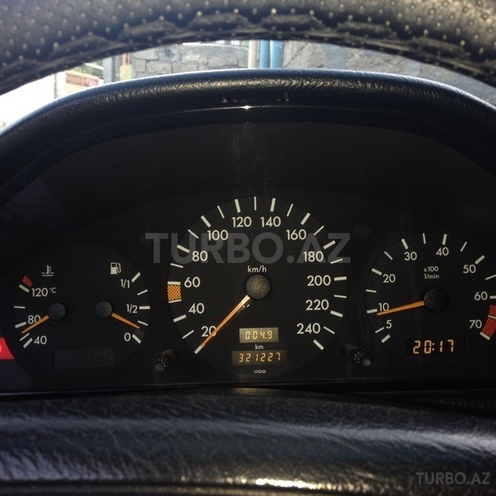 Mercedes C 180 1994, 321,227 km - 1.8 l - Bakı