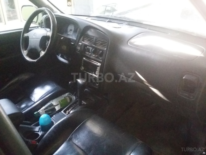 Nissan Pathfinder 1999, 150,000 km - 3.3 l - Bakı