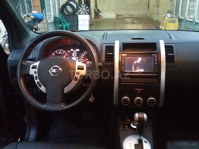 Nissan X-Trail 2014, 28,000 km - 2.5 l - Bakı