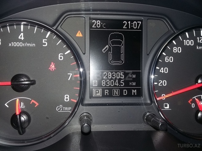 Nissan X-Trail 2014, 28,000 km - 2.5 l - Bakı