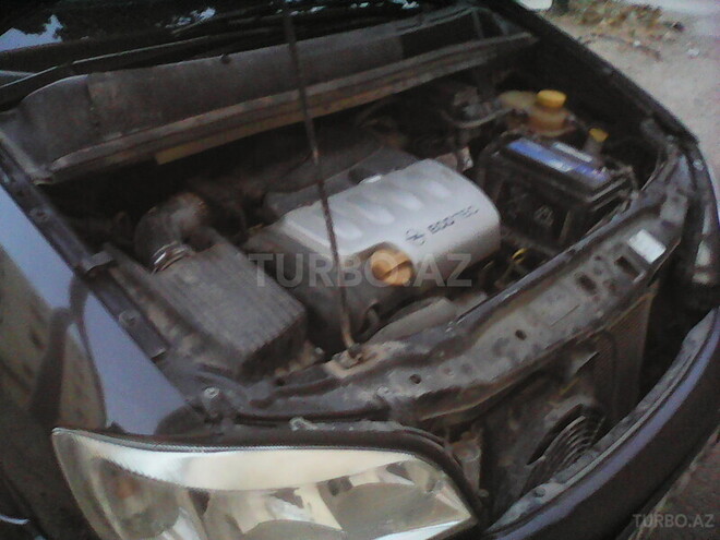 Opel Zafira 2000, 194,800 km - 1.8 l - Bakı