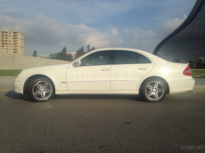 Mercedes E 350 2008, 88,100 km - 3.5 л - Bakı