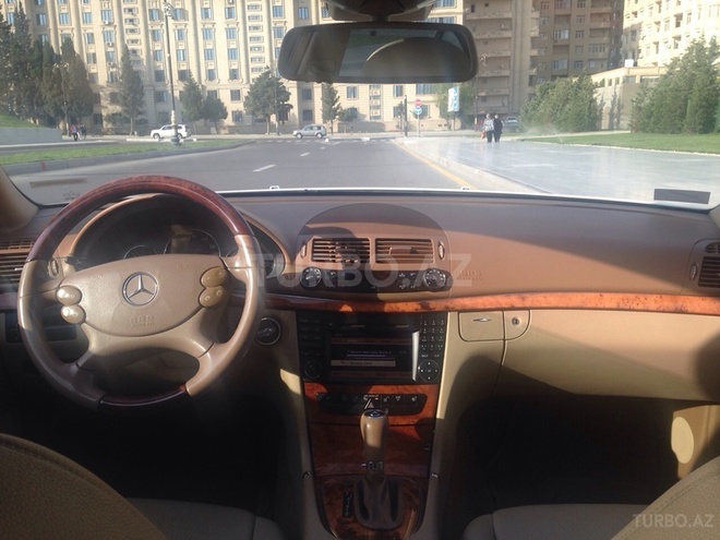 Mercedes E 350 2008, 88,100 km - 3.5 л - Bakı