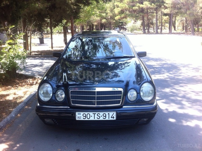 Mercedes E 280 1998, 200,000 km - 2.8 l - Bakı