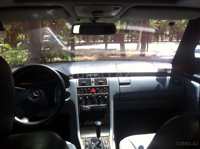 Mercedes E 280 1998, 200,000 km - 2.8 l - Bakı