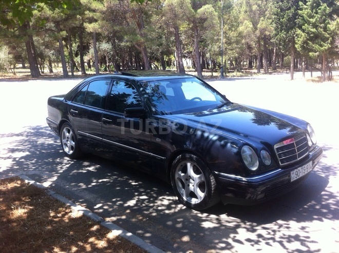 Mercedes E 280 1998, 200,000 km - 2.8 l - Bakı