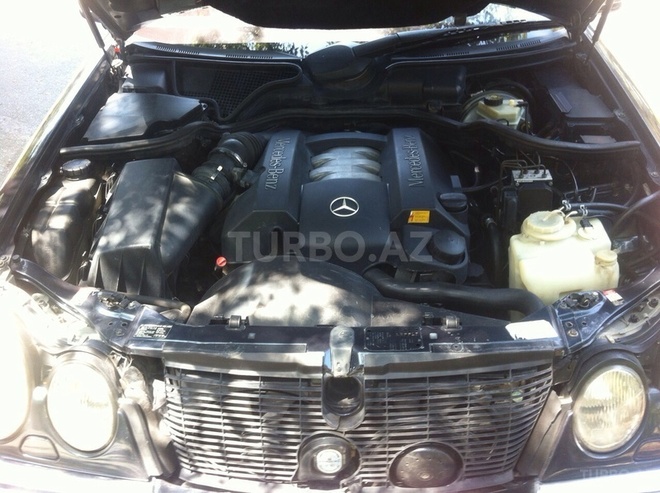 Mercedes E 280 1998, 200,000 km - 2.8 l - Bakı