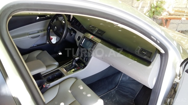 Volkswagen Passat 2005, 146,500 km - 2.0 l - Bakı