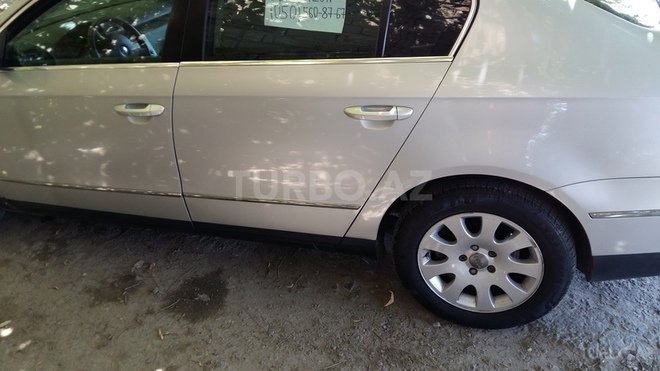 Volkswagen Passat 2005, 146,500 km - 2.0 l - Bakı