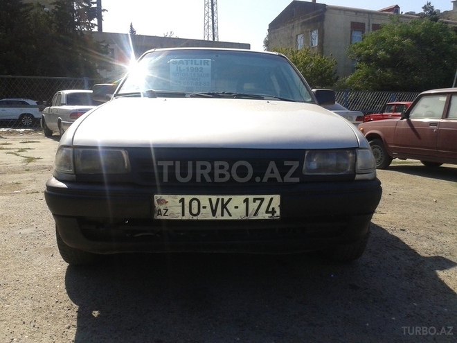 Opel Astra 1992, 22,222,222 km - 1.8 л - Bakı