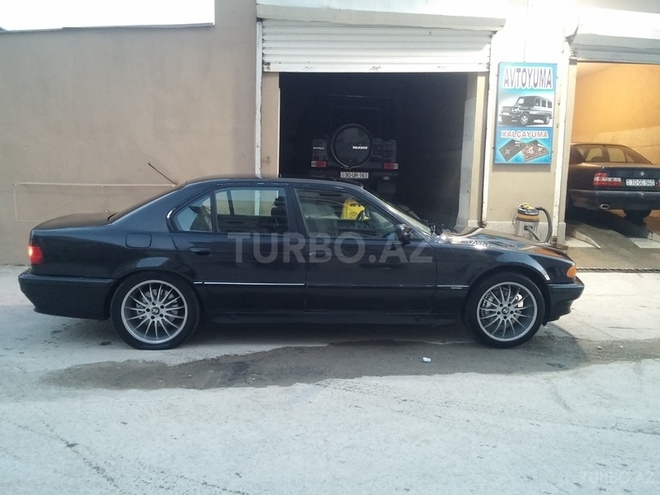 BMW 735 1997, 270,000 km - 3.5 l - Bakı