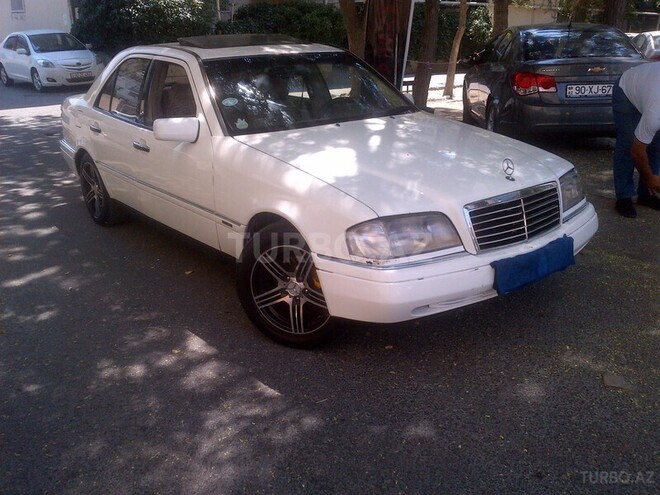 Mercedes C 230 1996, 189,000 km - 2.3 l - Bakı