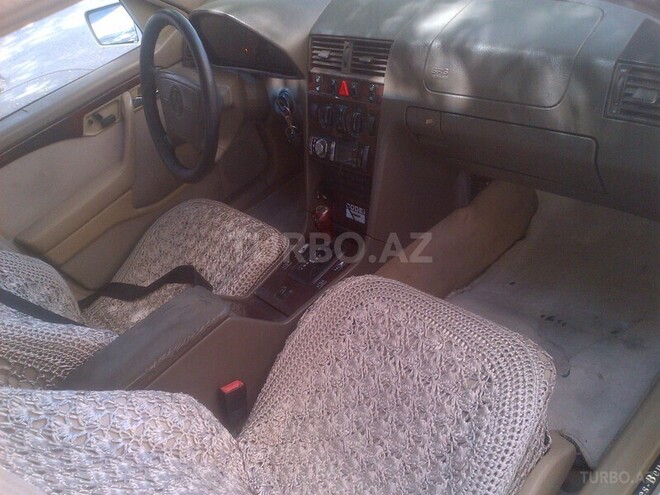 Mercedes C 230 1996, 189,000 km - 2.3 l - Bakı