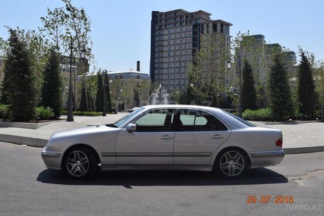 Mercedes E 240 2000, 162,000 km - 2.4 l - Bakı