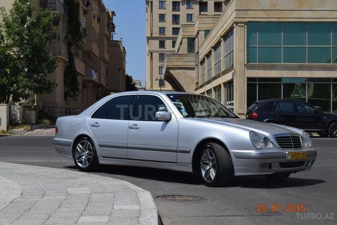 Mercedes E 240 2000, 162,000 km - 2.4 l - Bakı