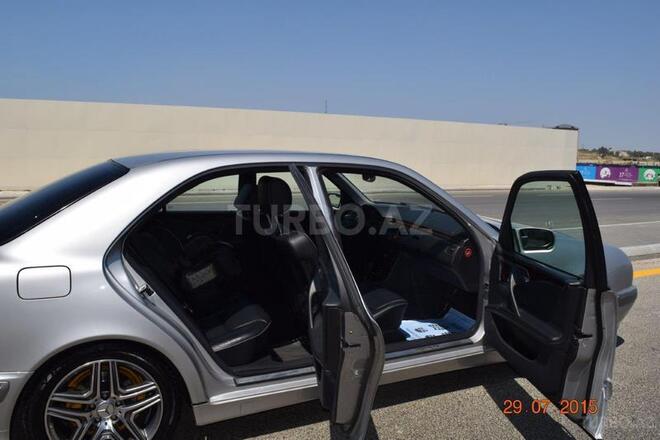 Mercedes E 240 2000, 162,000 km - 2.4 l - Bakı