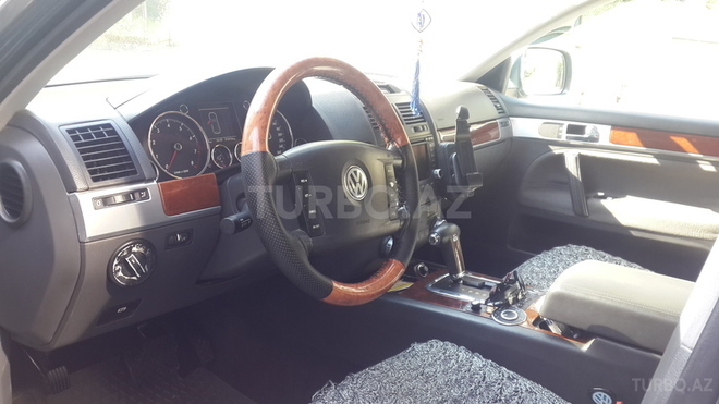 Volkswagen Touareg 2003, 214,130 km - 3.2 l - Bakı