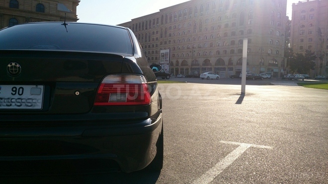 BMW 525 2001, 84,000 km - 2.5 l - Bakı